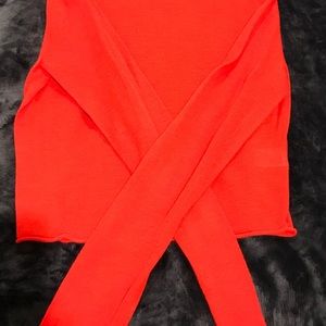 Crop top orange sweater